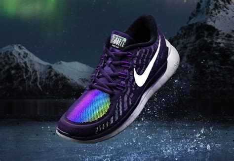 nike handschoenen reflectie|reflective shoes nike.